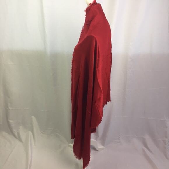 Soft Fringe Scarf Red - Picture 7 of 10